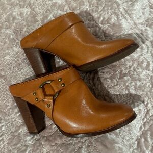 FRYE Women's Laurie Harness Mule